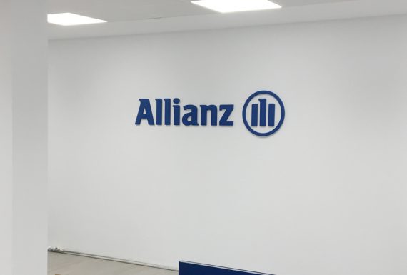 Corpóreo de PVC Allianz